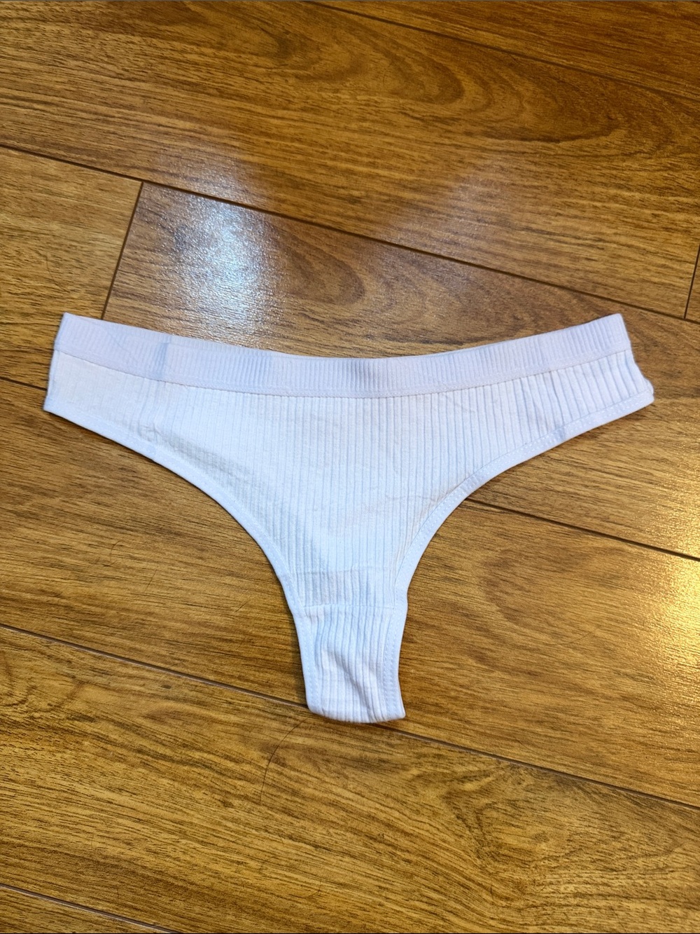 Women’s Ribbed Cotton Thong Lavender Well Worn